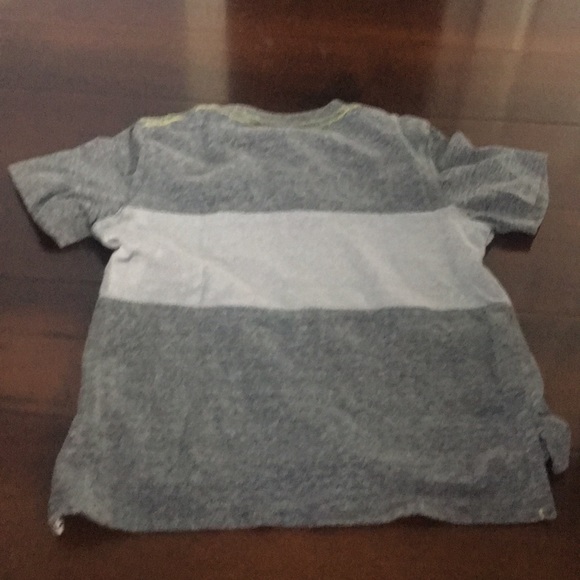 t-shirt - Picture 3 of 3